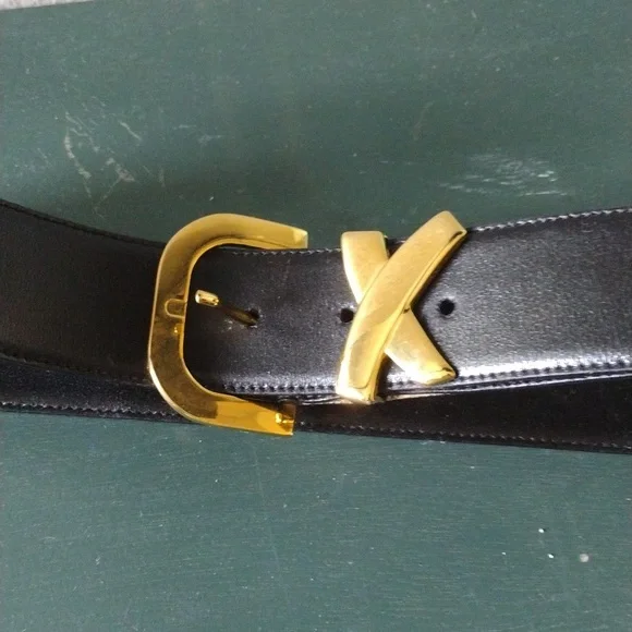PALOMA PICASSO VINTAGE LEATHER BELT MEDIUM SIZE Vintage Ladies PALOMA PICASSO XXX Black Leather Belt Size 75  main image 4